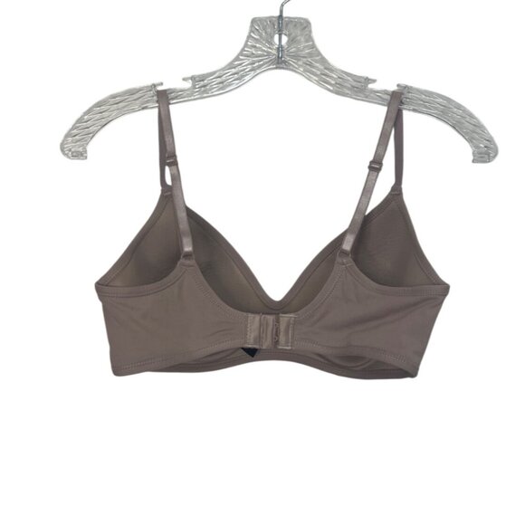 Lightly Lined Tshirt Bra Womens 36C Beige Wireless Adjustable Straps - Picture 2 of 7
